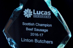 BEEF_SAUSAGE_TROPHY_2016-2017_8017