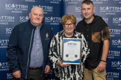 Scottish Craft Butchers Make It With Pork Championship 2024
Robert Watson (left) from sponsors Dalziels pictured presenting Elaine McKirdy and Kevin Gibson from Linton Butchers with their Gold Award
Picture by Graeme Hart.
Copyright Perthshire Picture Agency
Tel: 07990 594431
